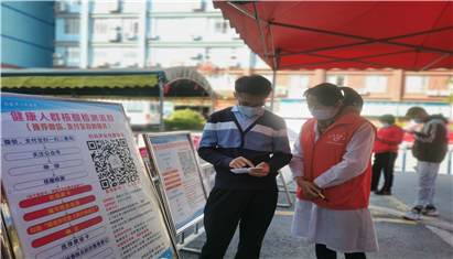 �����ǵ�Ա�����ϡ� �����������ͷ��